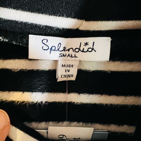 Splendid Oversized Funnel Neck Black and White Striped Crop Pullover Shirt Small - Picture 6 of 7